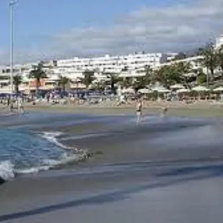 Marina Junto Al Mar * Los Cristianos (Tenerife)